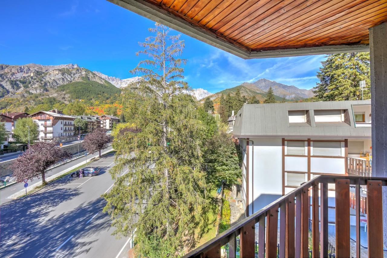 Il Rododendro City Center - Happy Rentals Bardonecchia Exteriör bild