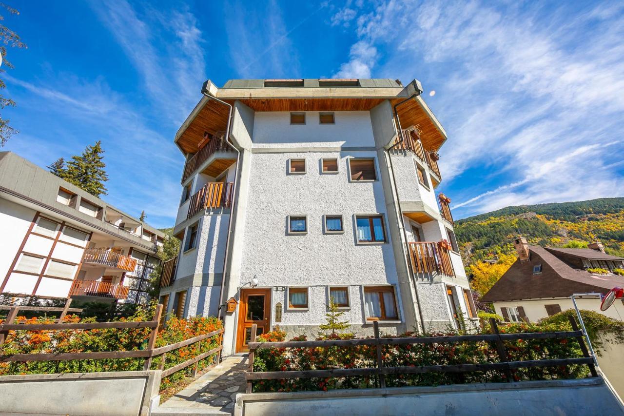 Il Rododendro City Center - Happy Rentals Bardonecchia Exteriör bild