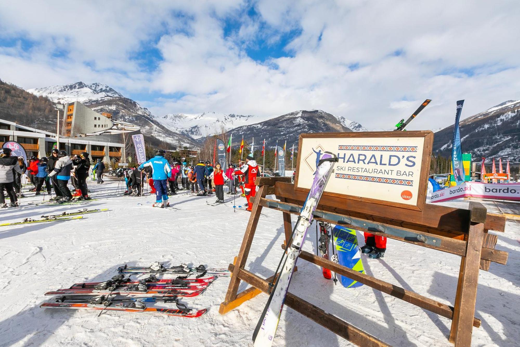 Il Rododendro City Center - Happy Rentals Bardonecchia Exteriör bild