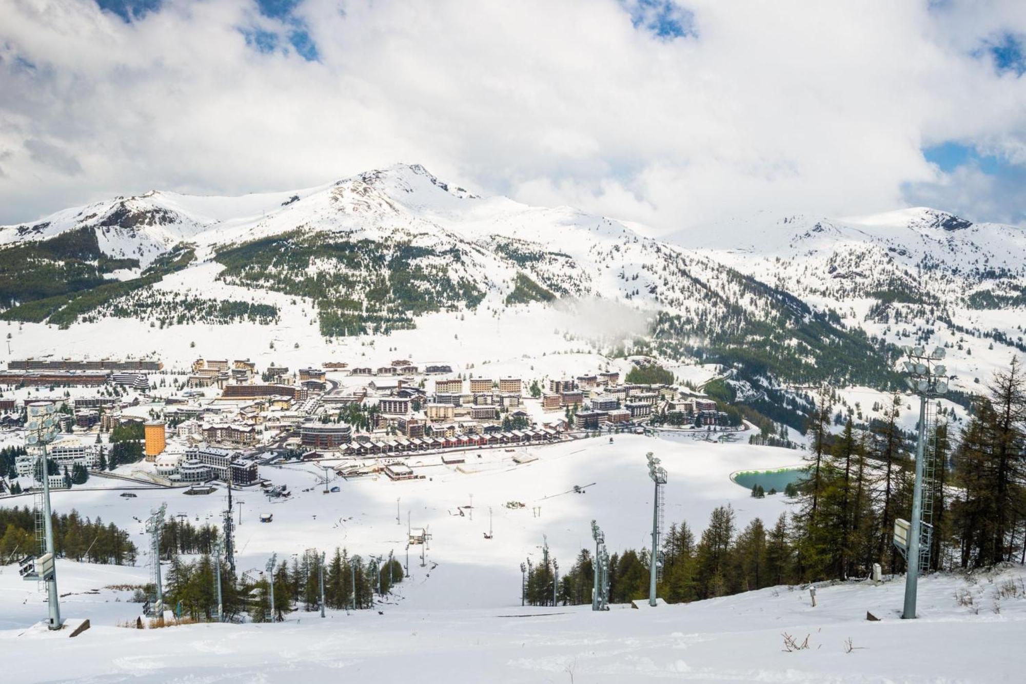 Il Rododendro City Center - Happy Rentals Bardonecchia Exteriör bild